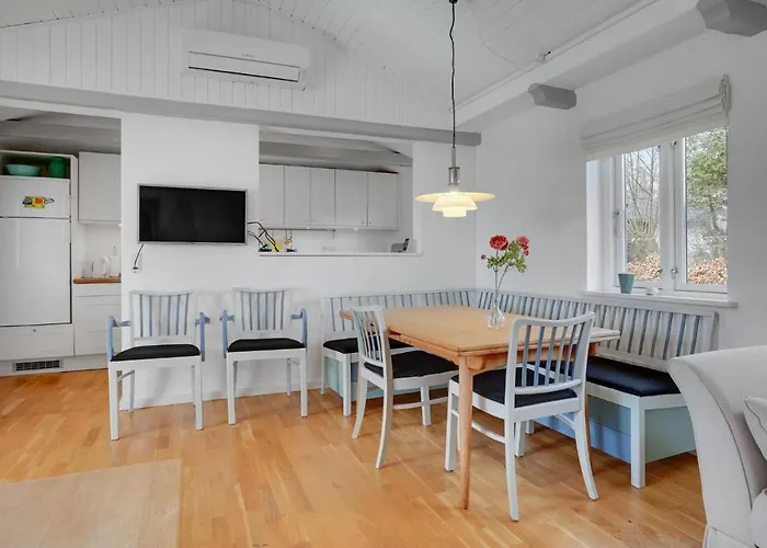 Beautiful In With Kitchen 펜션